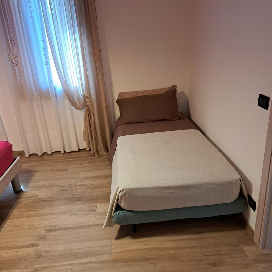 Casa Roby Lägenhet Follina Exteriör bild